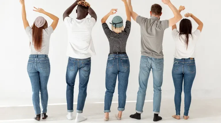 چگونه بر اساس فرم بدن، لباس فرم اداری مناسب انتخاب کنیم؟